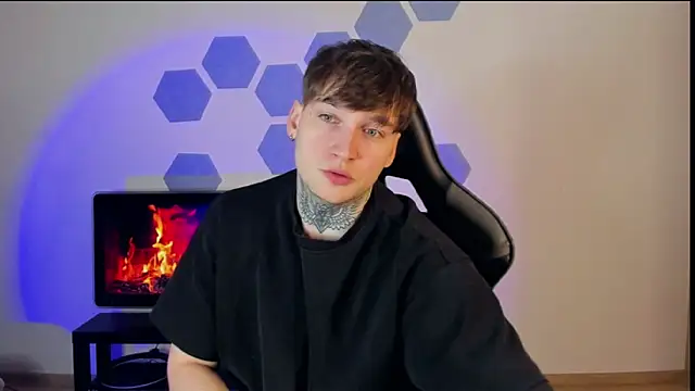 Chris Tyson online show from 03-05-25, 09:26