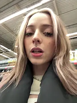 LoraaDoll online show from 12-13-25, 07:53