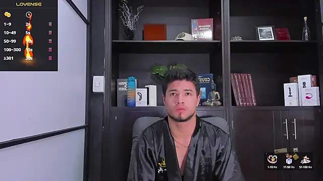 EdwardRoss  online show from 02-12-25, 10:56