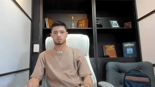 EdwardRoss  online show from 03-20-25, 07:25