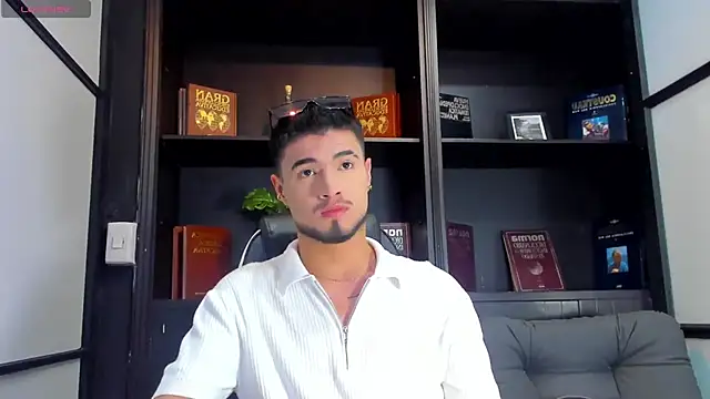 EdwardRoss  online show from 11-03-25, 05:36