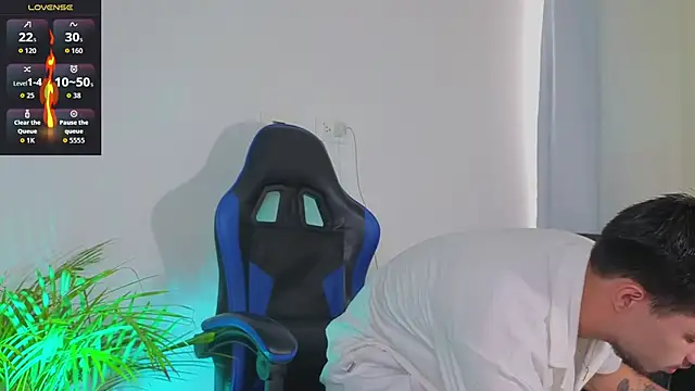 EdwardRoss  online show from 02-19-26, 09:44