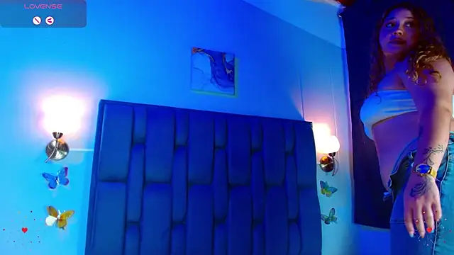 Snapshot of Cherryyquen chatting on 02-06-25, 08:23 Cherryyquen online show from 02-06-25, 08:23