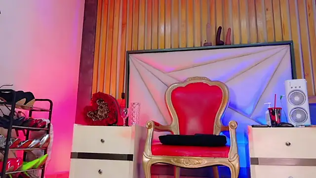 LilyyBigAss online show from 04-14-26, 11:49