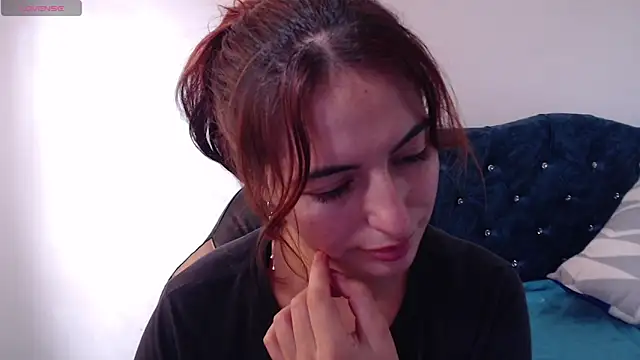 Kate lorens9 online show from 01-28-25, 04:52