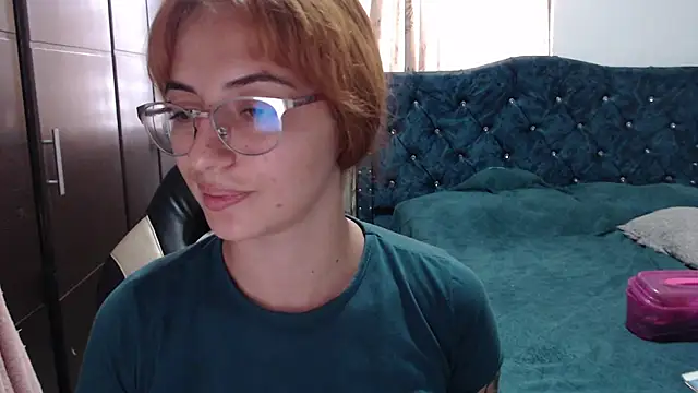 Snapshot of Kate_lorens9 chatting on 02-12-26, 02:01 Kate lorens9 online show from 02-12-26, 02:01