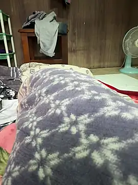 Snapshot of A6229 chatting on 06-25-26, 08:19 A6229 online show from 06-25-26, 08:19