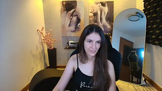 Snapshot of upssnowy chatting on 09-20-25, 12:11 upssnowy online show from 09-20-25, 12:11