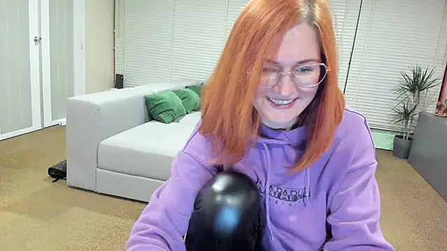 Snapshot of Sheandhim23 chatting on 01-25-25, 10:39 Sheandhim23 online show from 01-25-25, 10:39