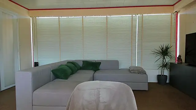 Snapshot of Sheandhim23 chatting on 03-20-25, 10:32 Sheandhim23 online show from 03-20-25, 10:32