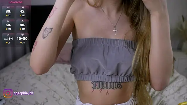 ErinLewist online show from 11-29-25, 01:08