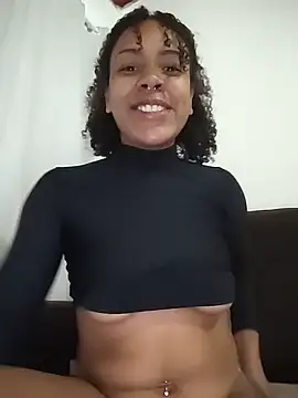 Snapshot of Julia_Pretinha chatting on 12-18-25, 12:22 Julia Pretinha online show from 12-18-25, 12:22