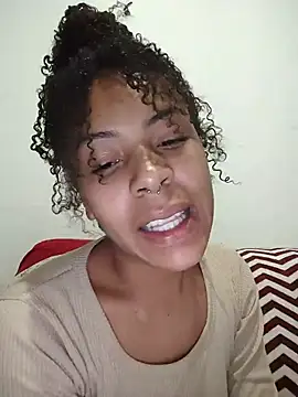 Snapshot of Julia_Pretinha chatting on 06-20-26, 02:47 Julia Pretinha online show from 06-20-26, 02:47