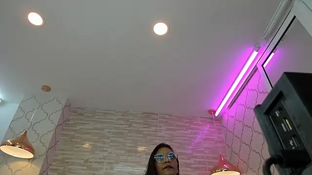 ZoeSmitth online show from 10-29-25, 11:34