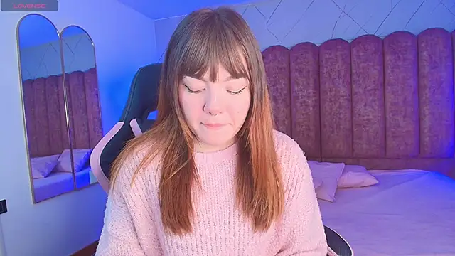 Fluffy Bubble21 online show from 04-13-26, 04:18