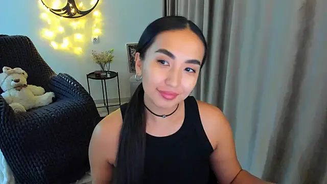 Snapshot of worldofkim chatting on 02-01-26, 08:07 worldofkim online show from 02-01-26, 08:07