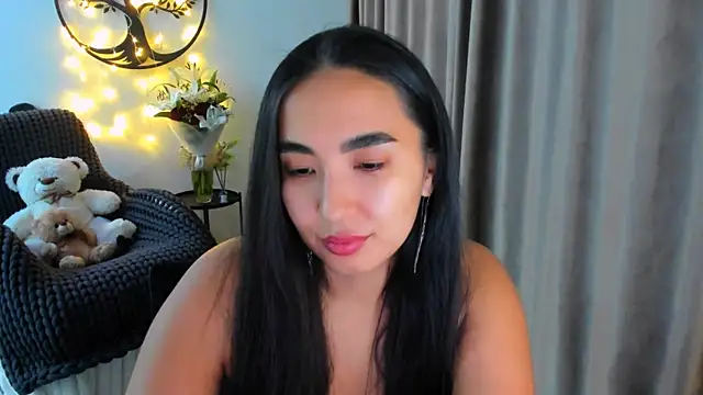 Snapshot of worldofkim chatting on 02-21-26, 09:16 worldofkim online show from 02-21-26, 09:16