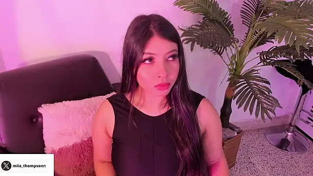 Snapshot of Miia_Thompsonn chatting on 02-25-25, 03:09 Miia Thompsonn online show from 02-25-25, 03:09