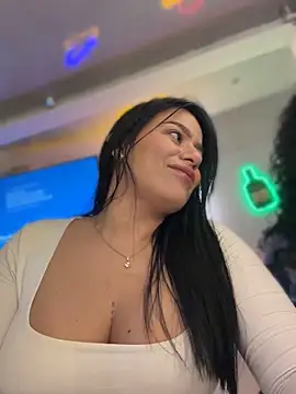 Miah gomez  online show from 04-19-26, 01:16