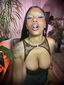 Snapshot of haiiley_more chatting on 02-07-26, 11:52 haiiley more online show from 02-07-26, 11:52