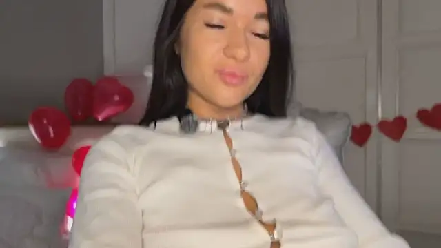 UrLillShy online show from 02-07-26, 01:09