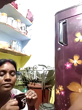 Snapshot of priyadarshiPRIYASEXCPL223 chatting on 05-08-26, 01:27 priyadarshiPRIYASEXCPL223 online show from 05-08-26, 01:27