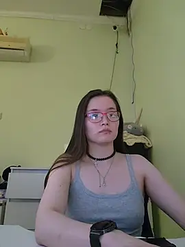 Snapshot of U_KINKY chatting on 06-25-26, 11:15 U KINKY online show from 06-25-26, 11:15
