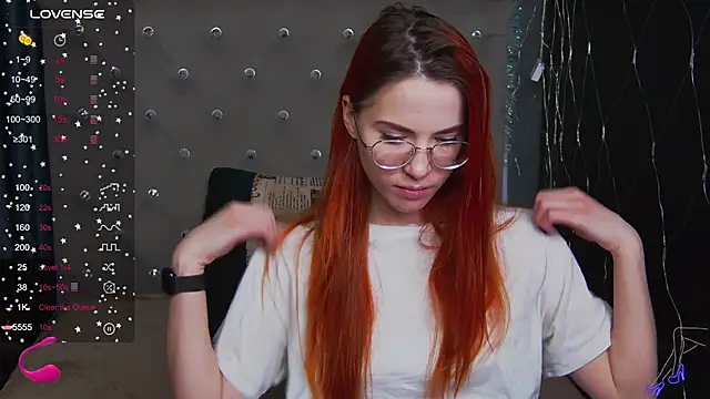 Snapshot of EmilyKents chatting on 01-17-25, 01:25 EmilyKents online show from 01-17-25, 01:25