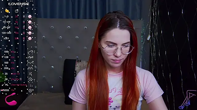 Snapshot of EmilyKents chatting on 01-18-25, 01:41 EmilyKents online show from 01-18-25, 01:41