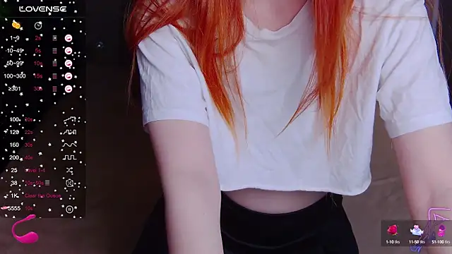 Snapshot of EmilyKents chatting on 01-27-25, 01:26 EmilyKents online show from 01-27-25, 01:26