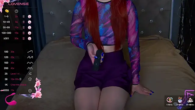 Snapshot of EmilyKents chatting on 03-17-25, 01:35 EmilyKents online show from 03-17-25, 01:35