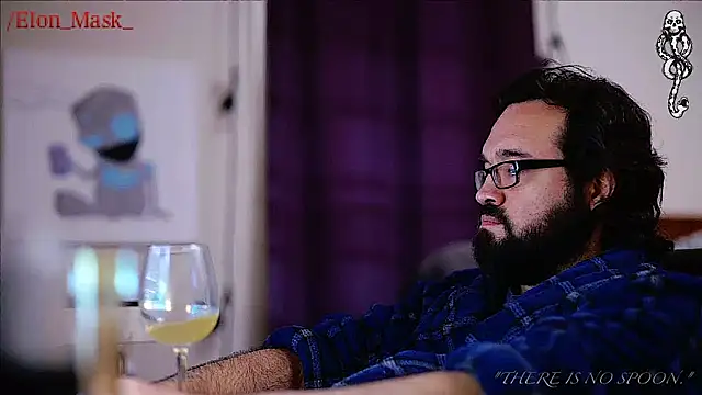 Snapshot of Seraph_De_La_Luna chatting on 01-06-25, 07:20 Seraph De La Luna online show from 01-06-25, 07:20