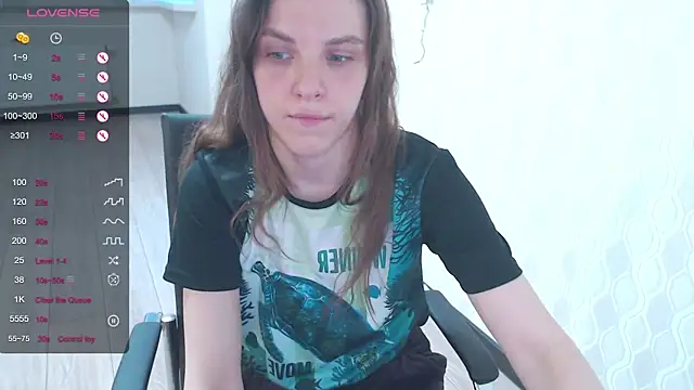 Snapshot of LisaHeart chatting on 01-14-25, 01:17 LisaHeart online show from 01-14-25, 01:17