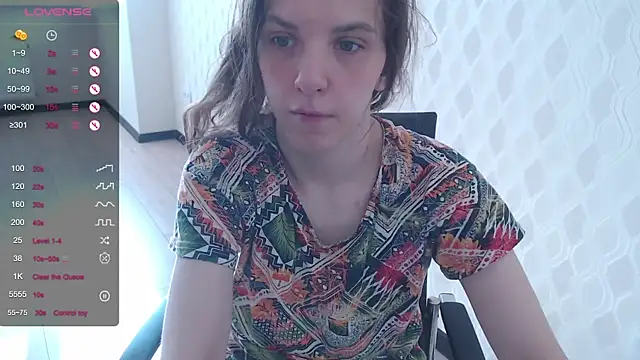 Snapshot of LisaHeart chatting on 02-20-25, 11:31 LisaHeart online show from 02-20-25, 11:31