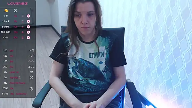 Snapshot of LisaHeart chatting on 02-23-25, 07:28 LisaHeart online show from 02-23-25, 07:28