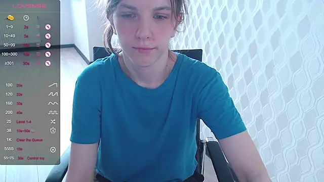 Snapshot of LisaHeart chatting on 03-15-25, 12:56 LisaHeart online show from 03-15-25, 12:56