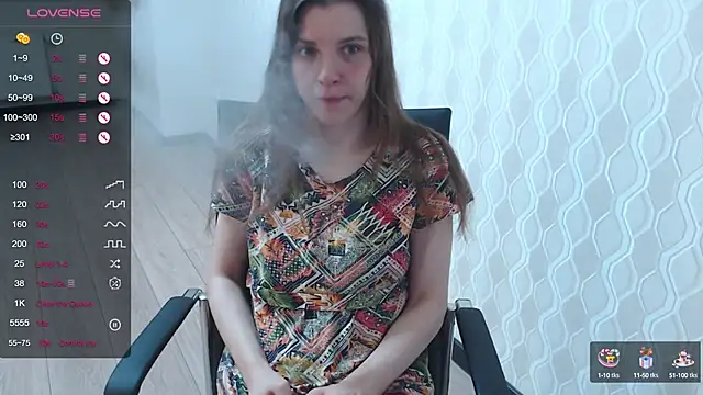 Snapshot of LisaHeart chatting on 03-17-25, 07:15 LisaHeart online show from 03-17-25, 07:15