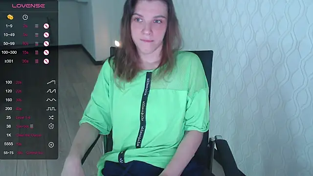 Snapshot of LisaHeart chatting on 09-27-25, 09:31 LisaHeart online show from 09-27-25, 09:31