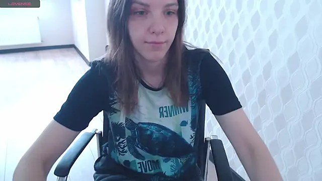 Snapshot of LisaHeart chatting on 10-29-25, 08:38 LisaHeart online show from 10-29-25, 08:38