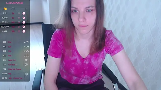 Snapshot of LisaHeart chatting on 11-12-25, 06:03 LisaHeart online show from 11-12-25, 06:03