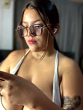 Michellesexxy online show from 12-03-24, 04:36