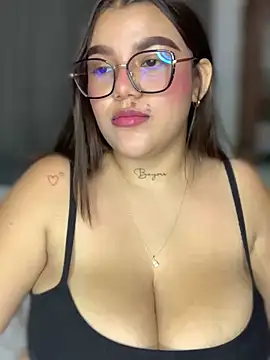 Michellesexxy online show from 01-07-25, 05:33