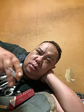 punk0805 online show from 10-10-25, 11:09