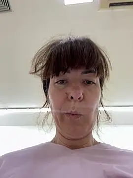 Snapshot of eveangelll chatting on 12-06-24, 04:36 eveangelll online show from 12-06-24, 04:36
