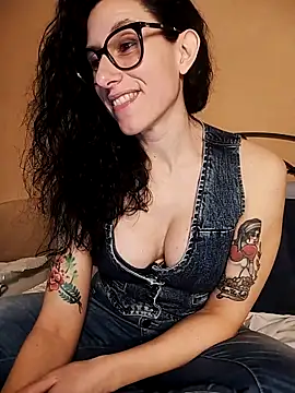 Snapshot of SofiaMori chatting on 02-02-26, 12:59 SofiaMori online show from 02-02-26, 12:59