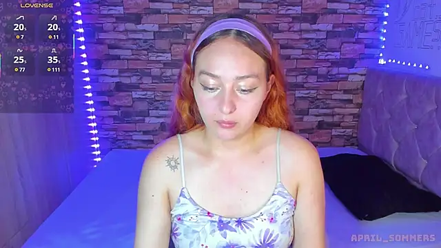Snapshot of April_sommer1 chatting on 03-19-25, 11:03 April sommer1 online show from 03-19-25, 11:03