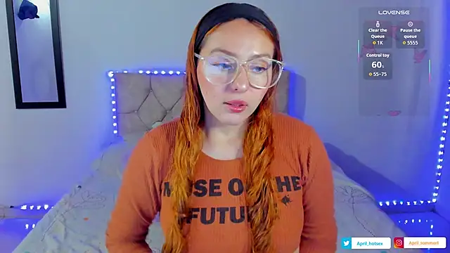 Snapshot of April_sommer1 chatting on 09-15-25, 11:43 April sommer1 online show from 09-15-25, 11:43