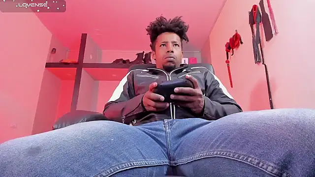 AlejoKhalifa  online show from 04-04-26, 11:18