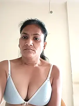 sunita6009 online show from 09-28-25, 08:42