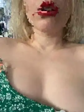 Yourdirtybitch online show from 11-10-25, 07:51